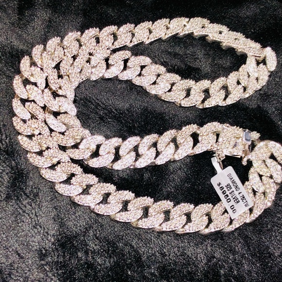 REAL DIAMOND CUBAN LINK CHAIN NOTCZ w/Authenticity - Picture 9 of 13